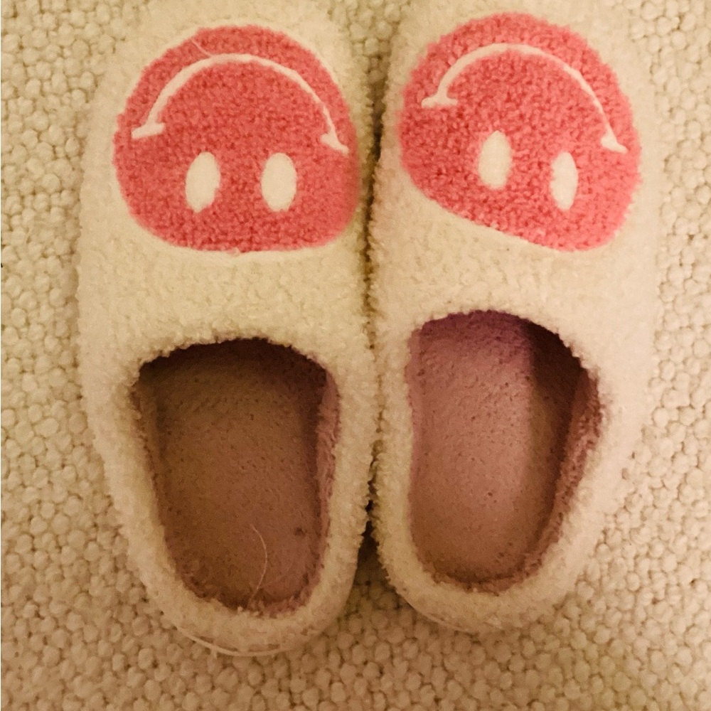 Kids Pink and Cream Smiley Face Slippers
